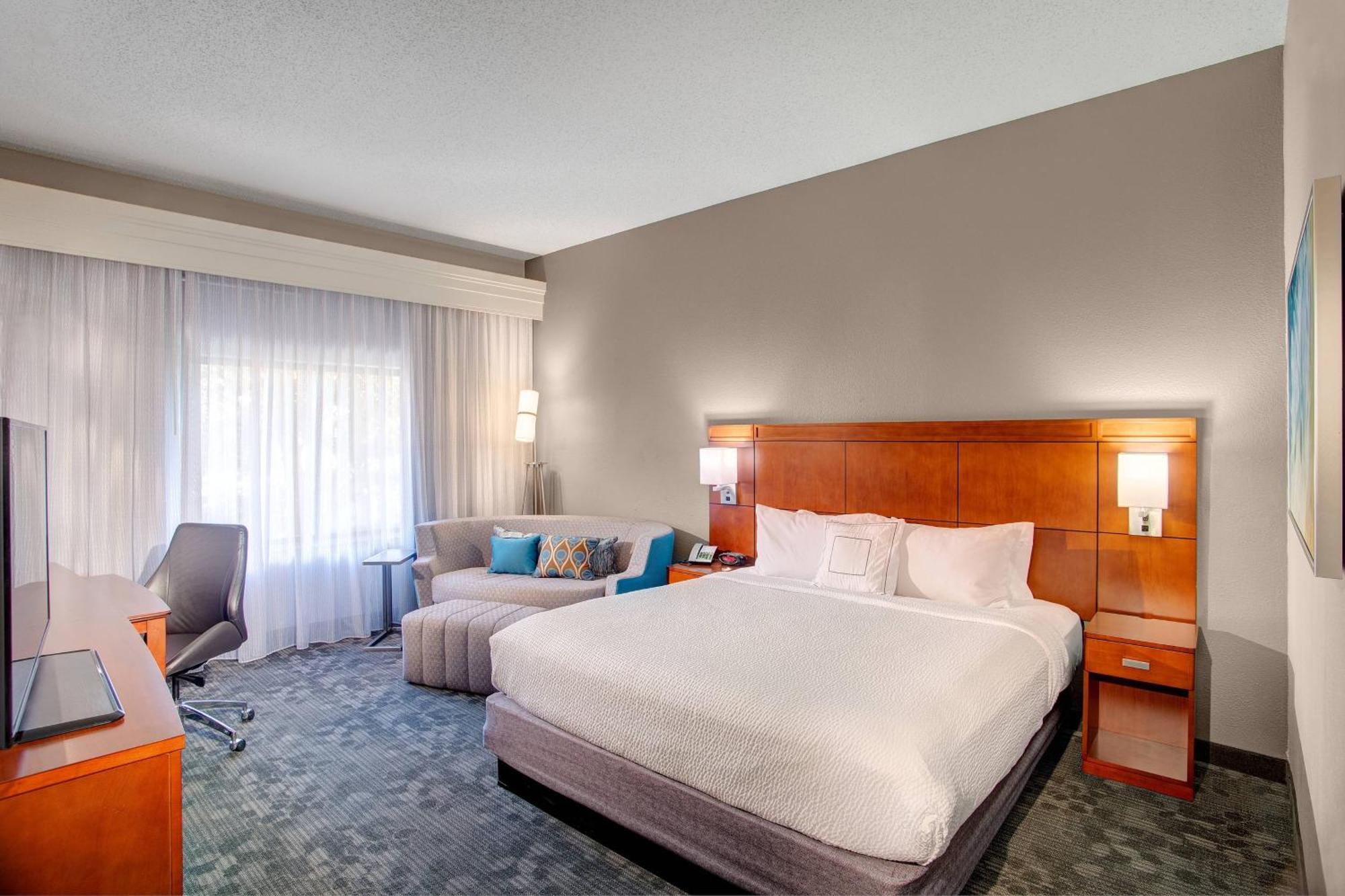 Courtyard By Marriott Columbia Northeast/Fort Jackson Area Exterior photo
